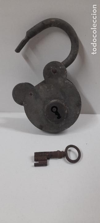 Antig&uuml;edades: ANTIGUO CANDADO CON SU LLAVE ORIGINAL . FUNCIONA - Foto 4