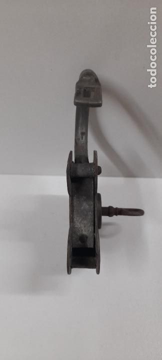 Antig&uuml;edades: ANTIGUO CANDADO CON SU LLAVE ORIGINAL . FUNCIONA - Foto 6