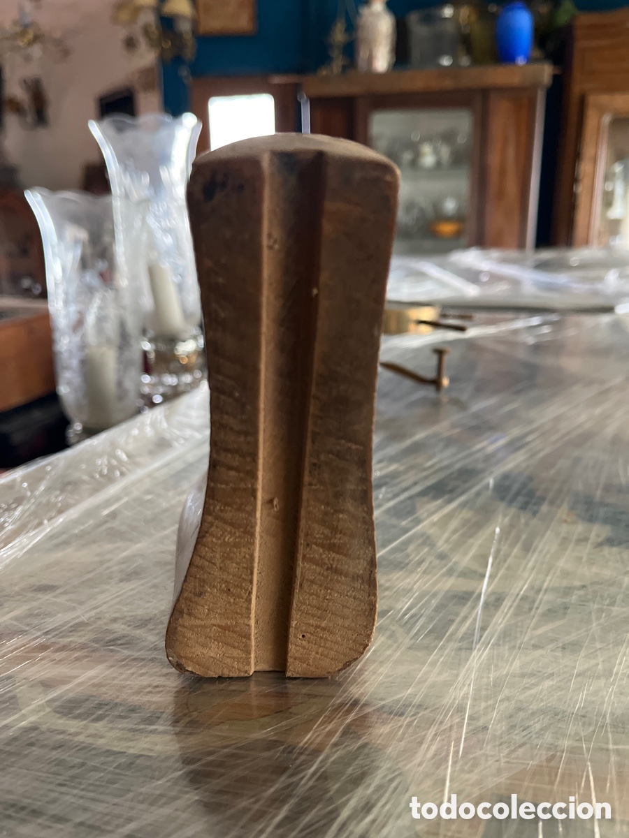 Antig&uuml;edades: Horma de zapato antigua de madera - Foto 4