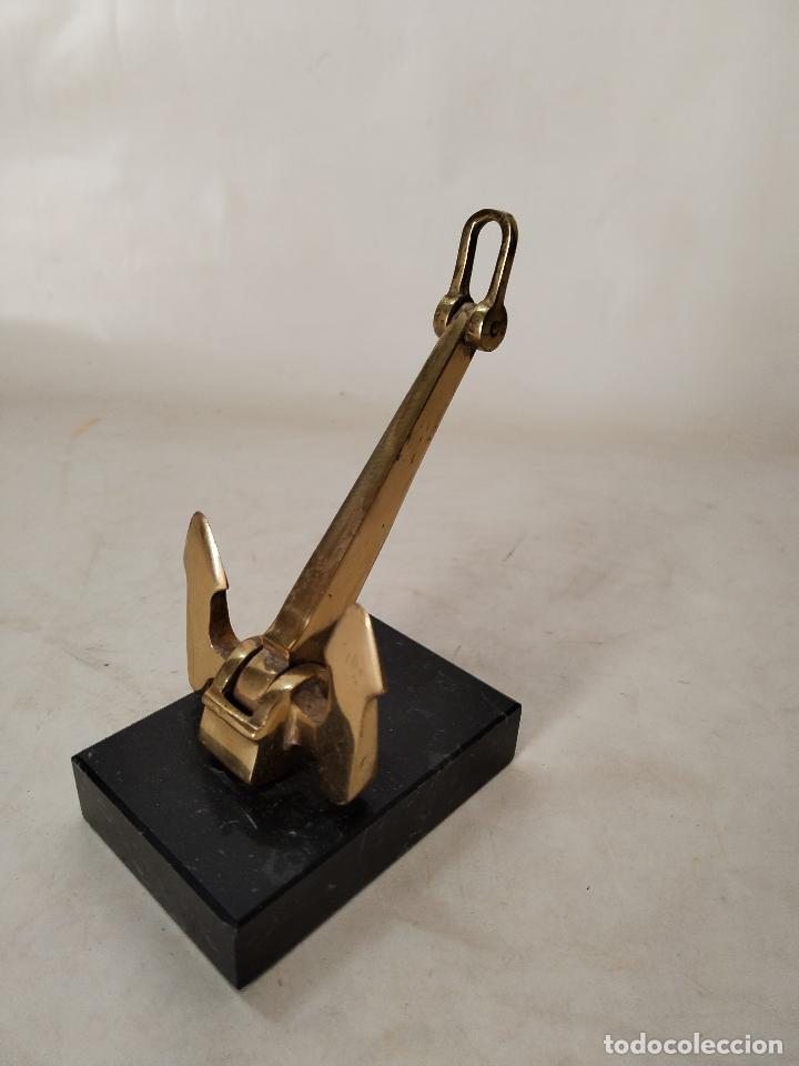 Antig&uuml;edades: ancla de bronce - Foto 2