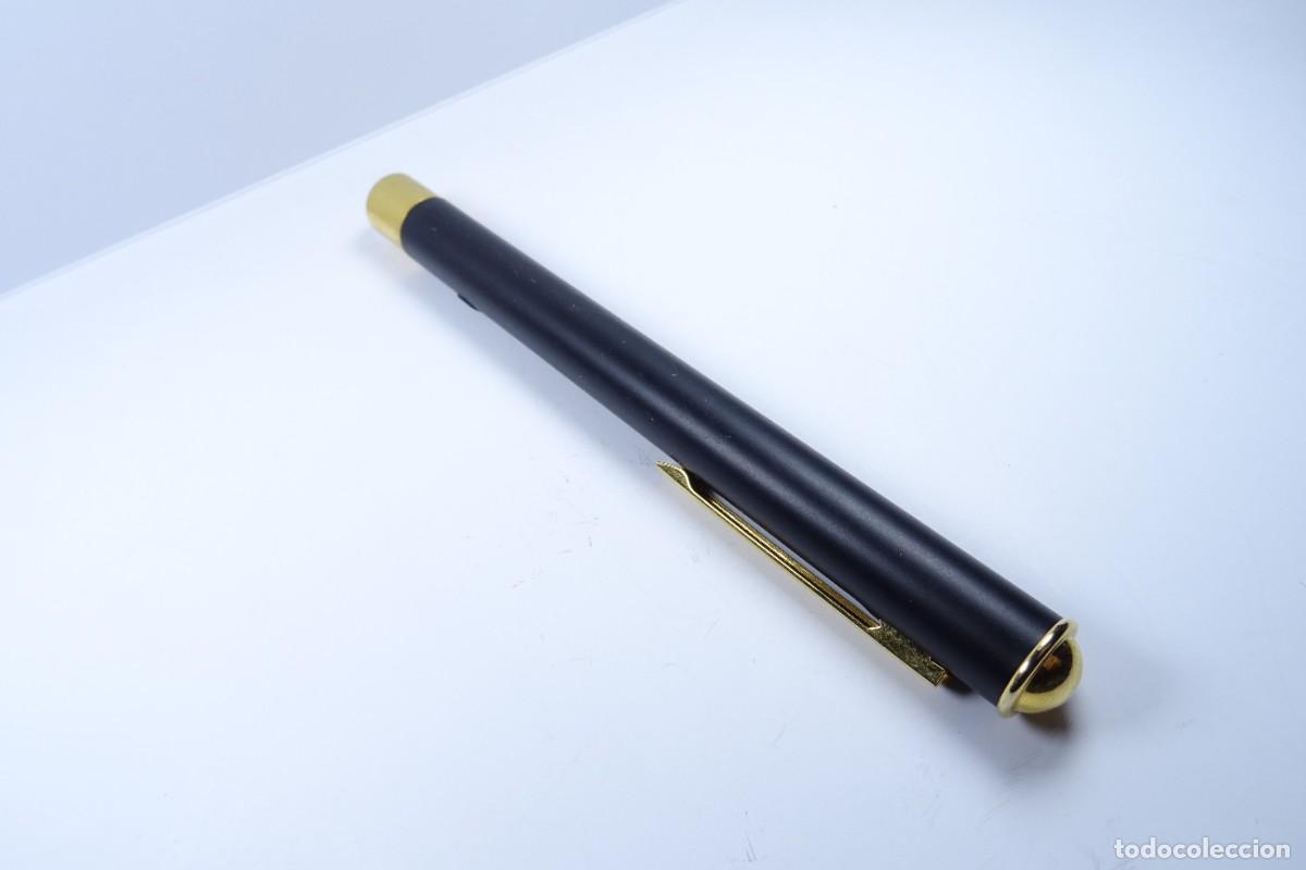 Antig&uuml;edades: Puntero laser elegante con oro y esmalte negro - Foto 2