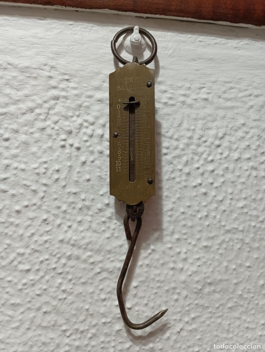 Antig&uuml;edades: BALANZA DE MANO POCKET - Foto 2