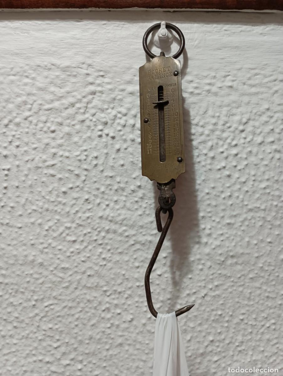 Antig&uuml;edades: BALANZA DE MANO POCKET - Foto 4
