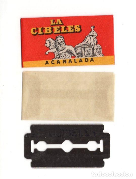 Antig&uuml;edades: CUCHILLA DE AFEITAR CIBELES, ACANALADA. - Foto 1