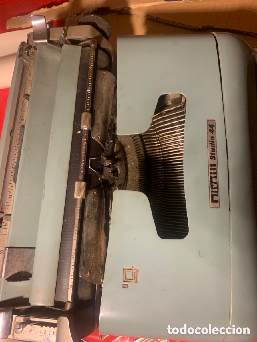 Antig&uuml;edades: Maquina de escribir hispano olivetti studio 44 - Foto 2