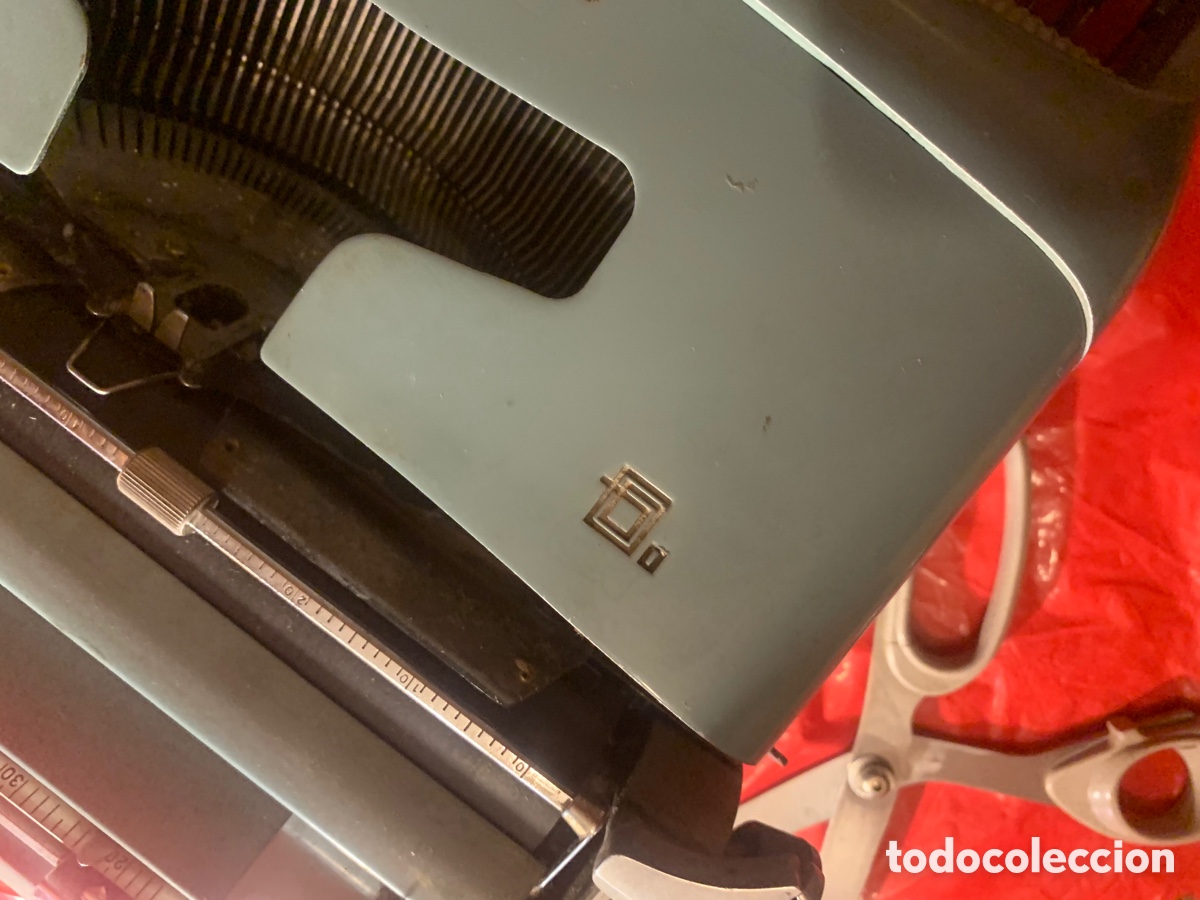 Antig&uuml;edades: Maquina de escribir hispano olivetti studio 44 - Foto 7