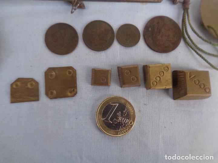Antig&uuml;edades: ANTIGUA BALANZA PARA PESAR ORO - Foto 3