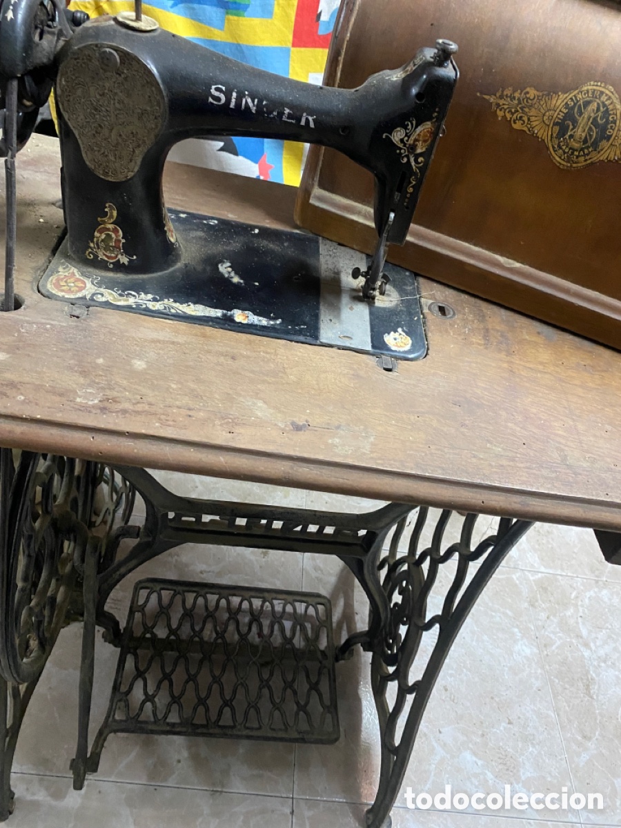 Antig&uuml;edades: M&aacute;quina de coser - Foto 4