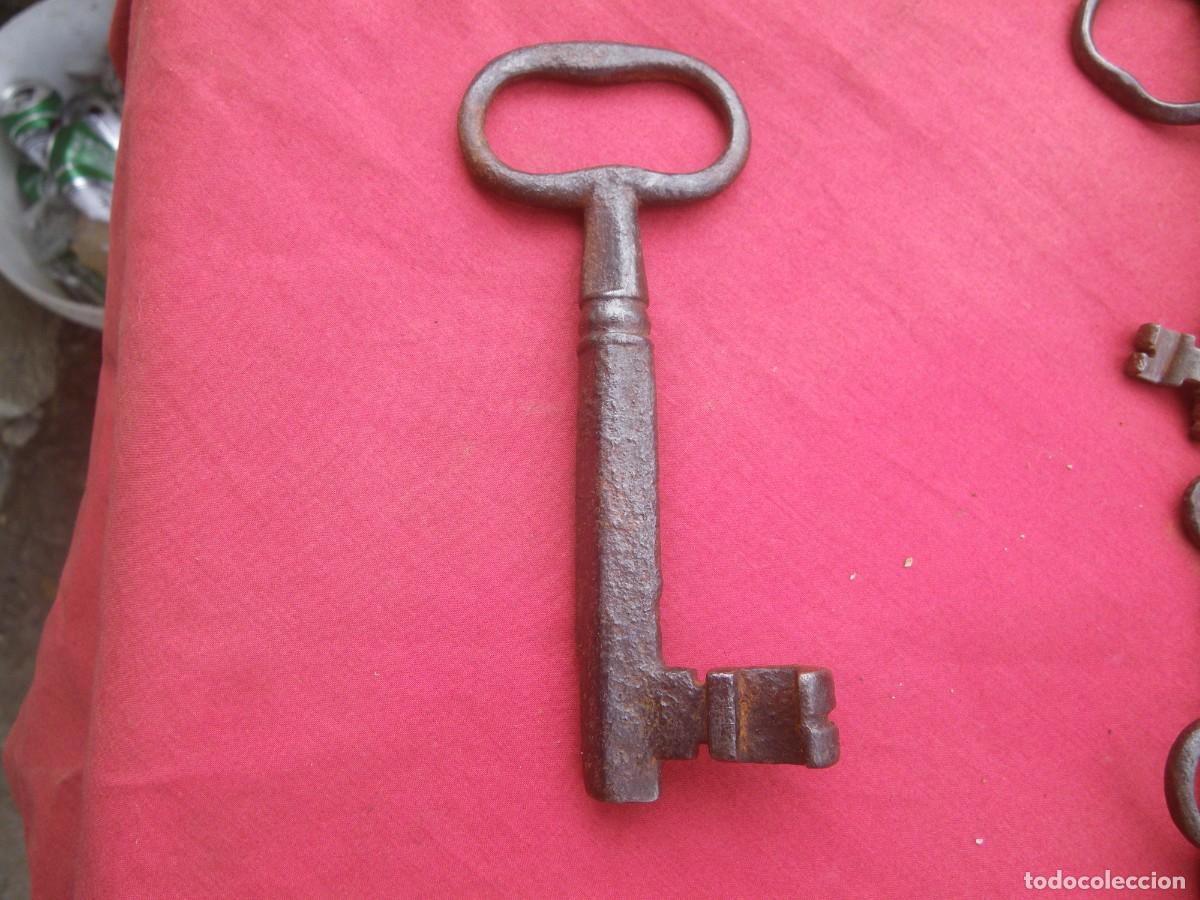 Antig&uuml;edades: LLAVE ANTIGUA - Foto 1