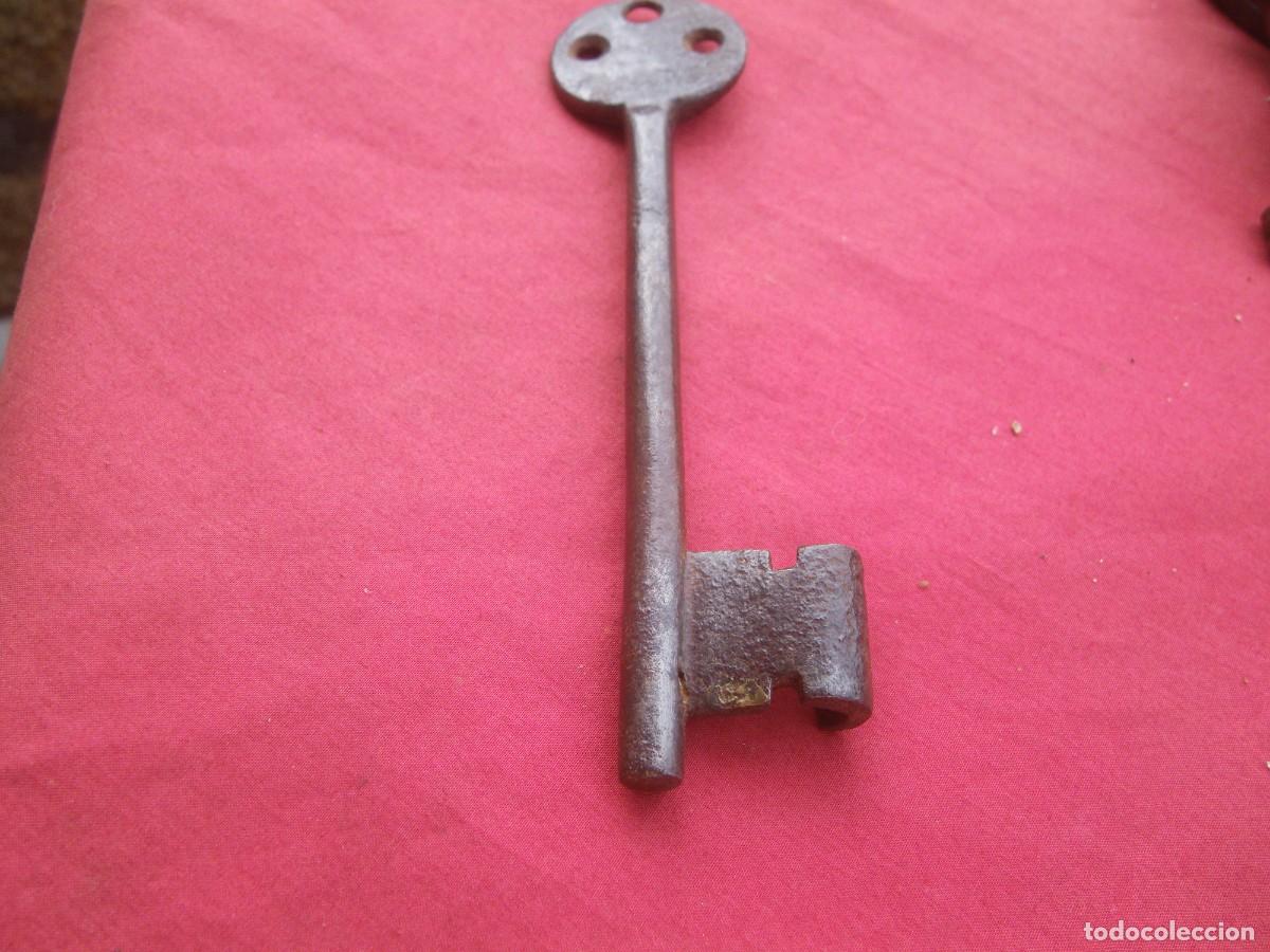 Antig&uuml;edades: LLAVE ANTIGUA - Foto 4