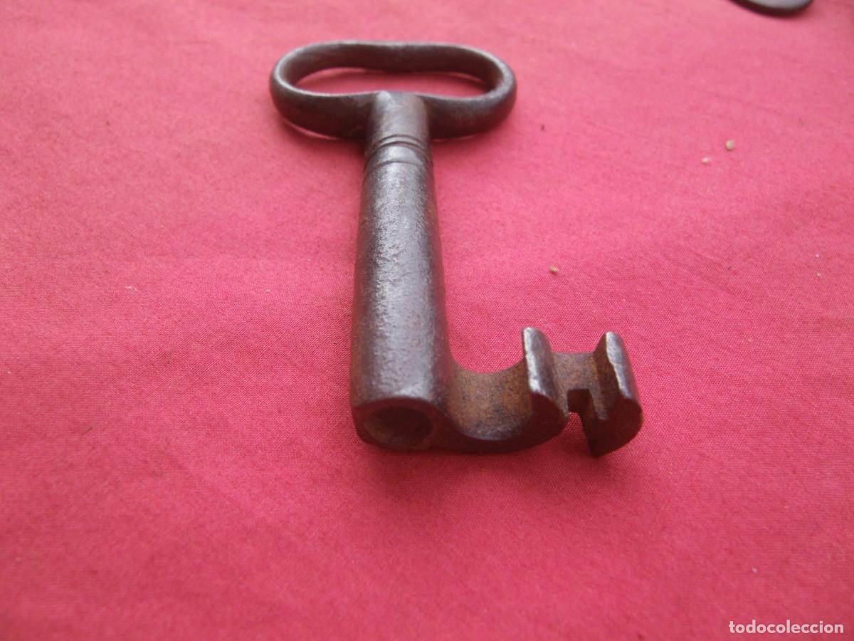 Antig&uuml;edades: LLAVE ANTIGUA VER - Foto 2