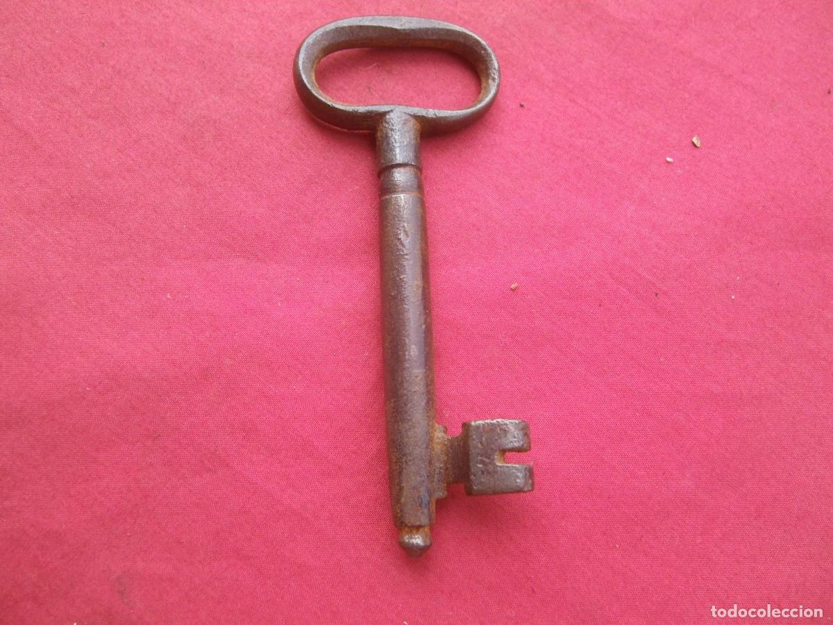 Antig&uuml;edades: LLAVE ANTIGUA VER - Foto 3