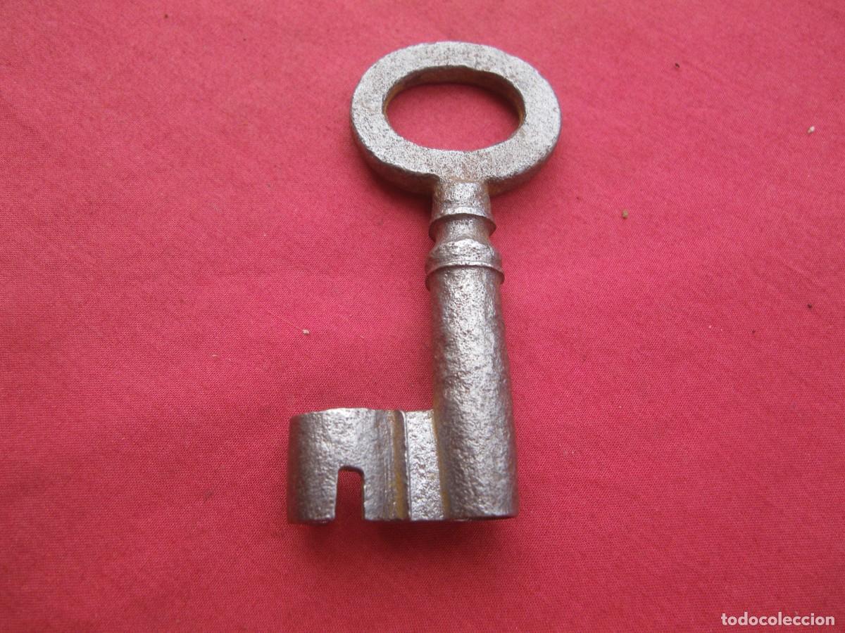 Antig&uuml;edades: LLAVE ANTIGUA VER - Foto 3