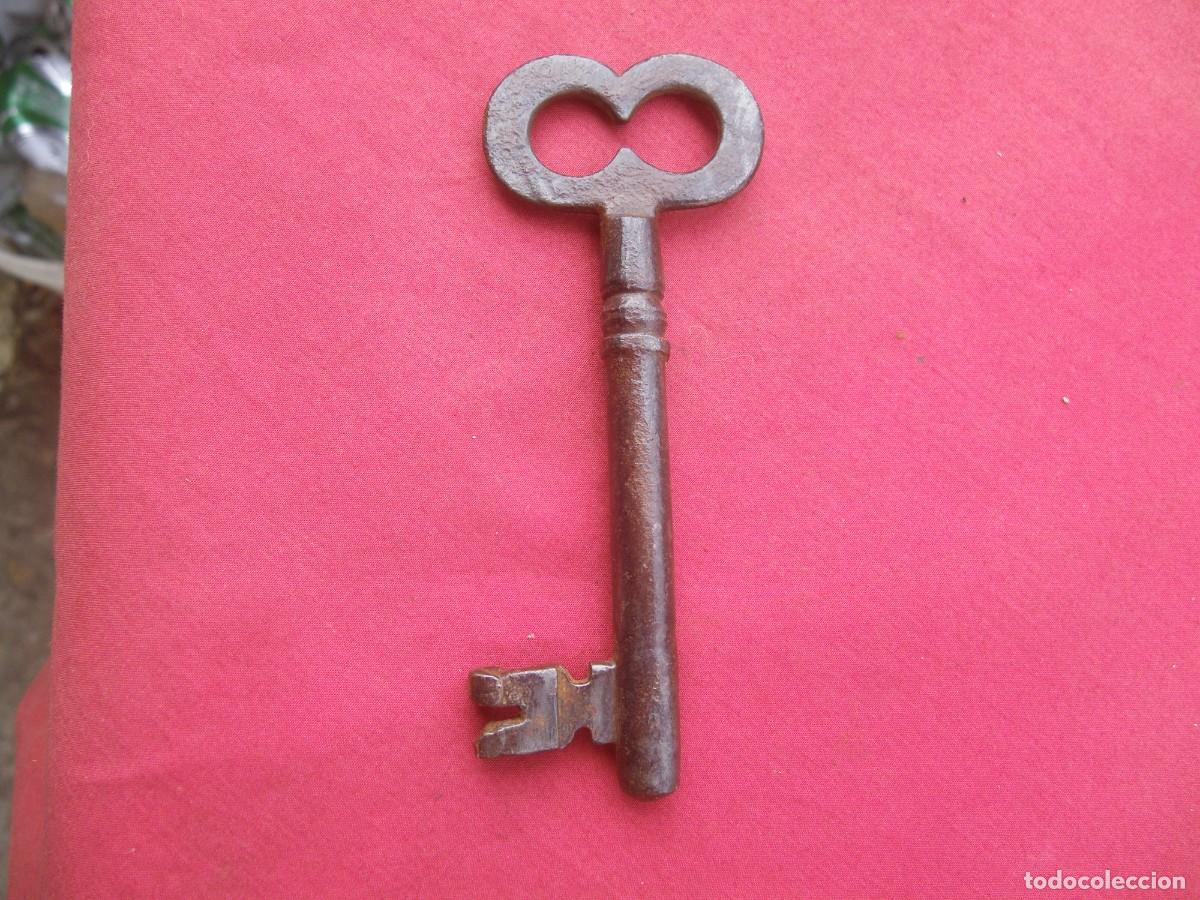 Antig&uuml;edades: LLAVE ANTIGUA VER - Foto 2