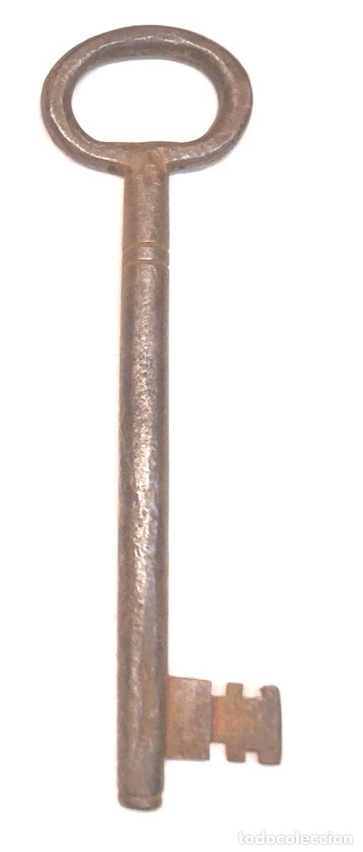Antig&uuml;edades: Llave forja Hierro S XIX. Med 25 cm - Foto 2