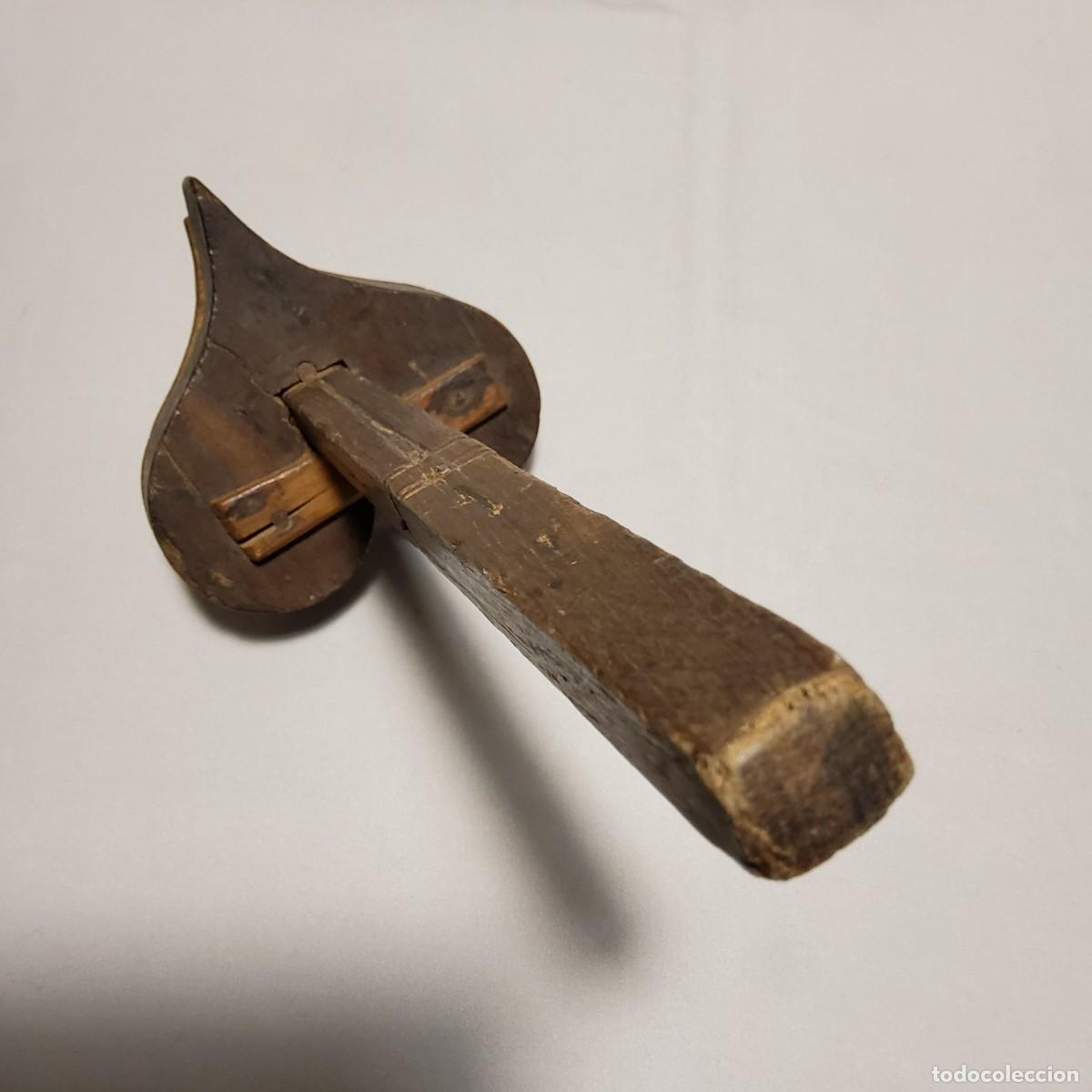 Antig&uuml;edades: ANTIGUO GRAMIL DE CARPINTERO CON FORMA DE CORAZ&Oacute;N - Foto 10