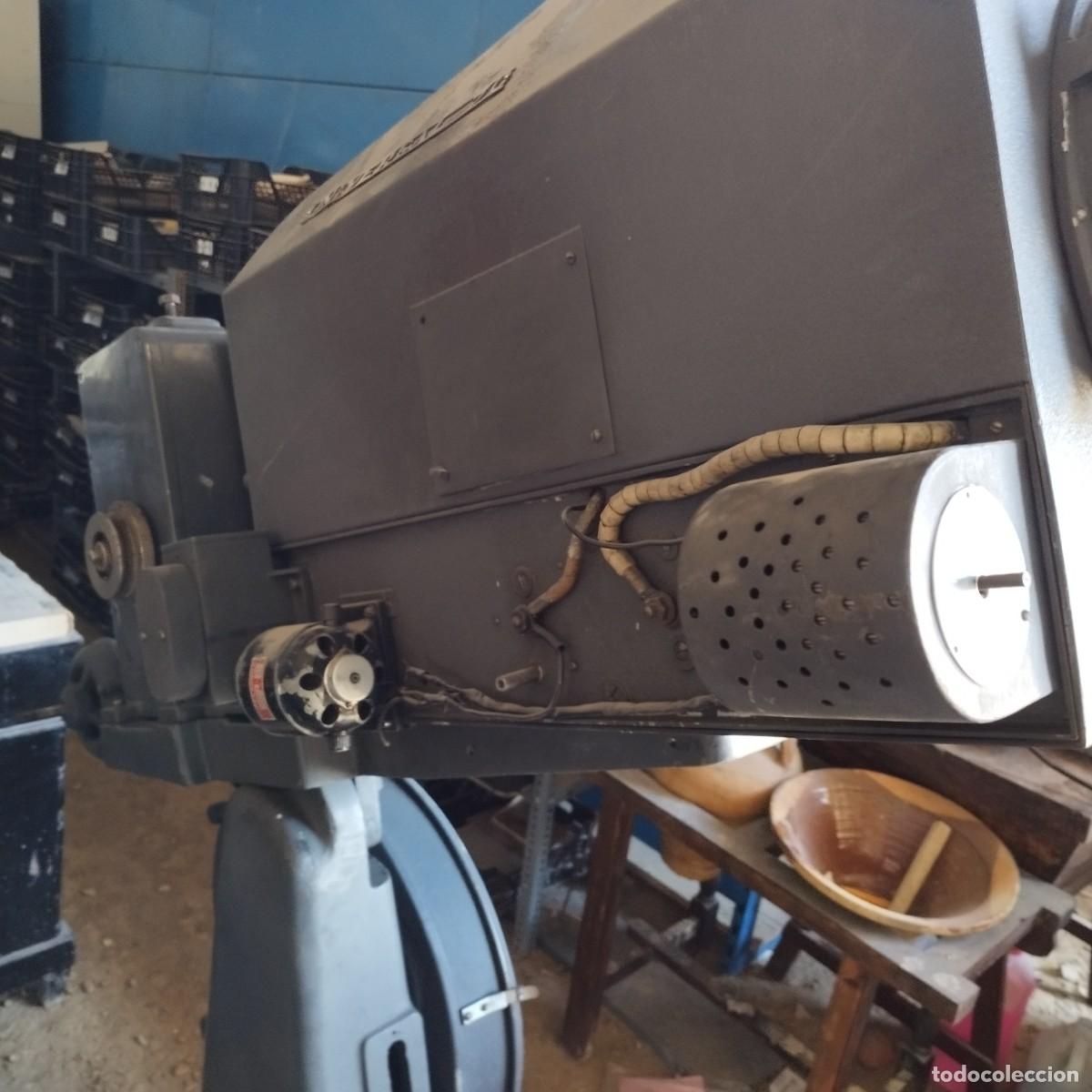 Antig&uuml;edades: PROYECTOR SALA CINE - UNIVERSAL 70 SUPERSOND - Foto 9