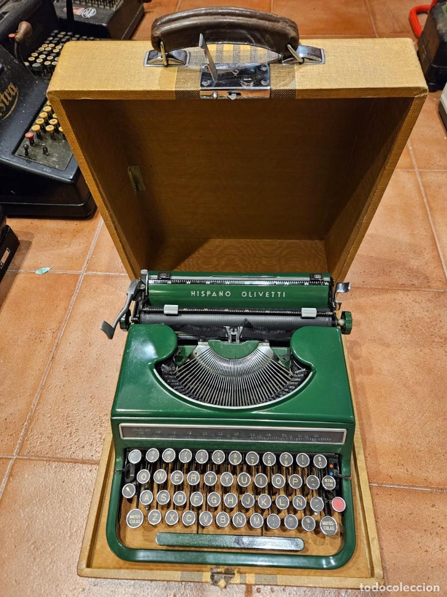 Máquina de Escribir Antigua Hispano Olivetti Studio 46. España, Años 50