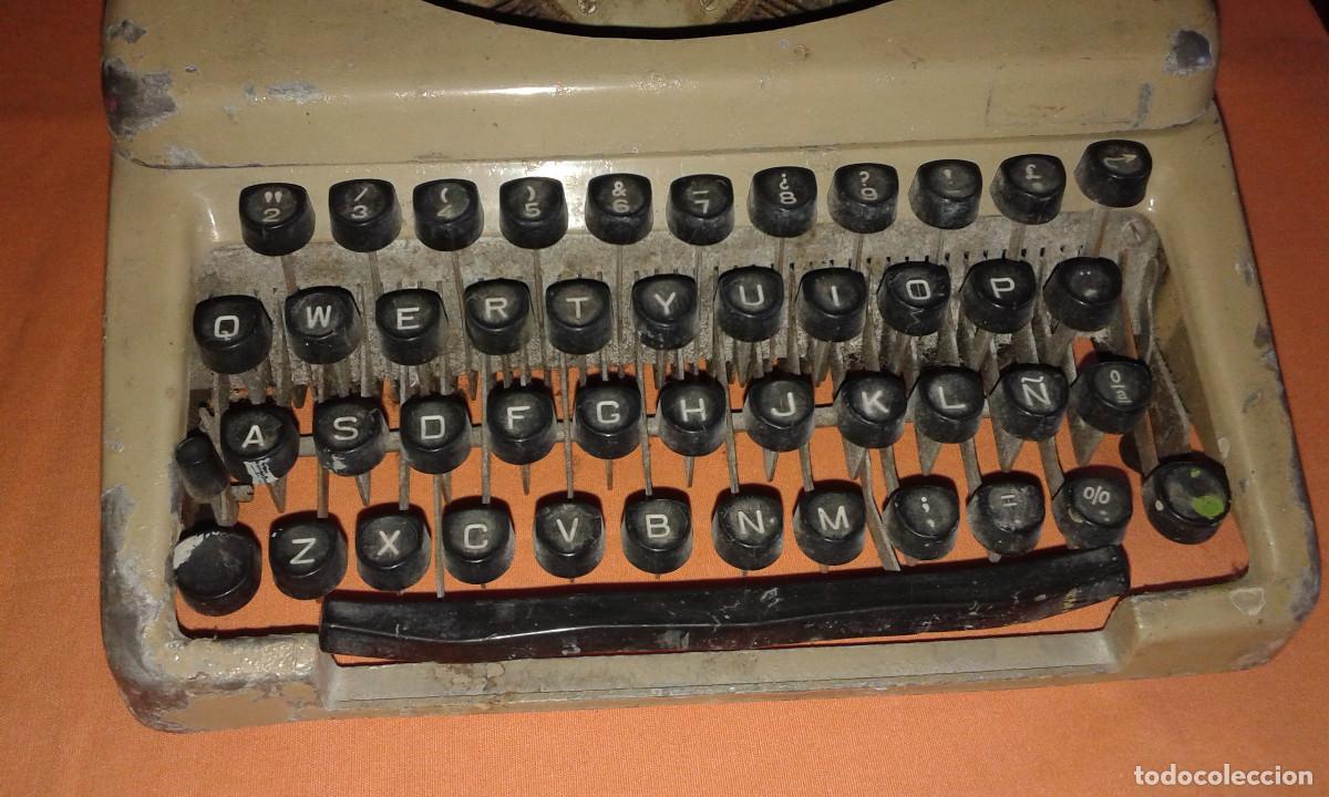 Antig&uuml;edades: MAQUINA ESCRIBIR OLIVETTI - Foto 1