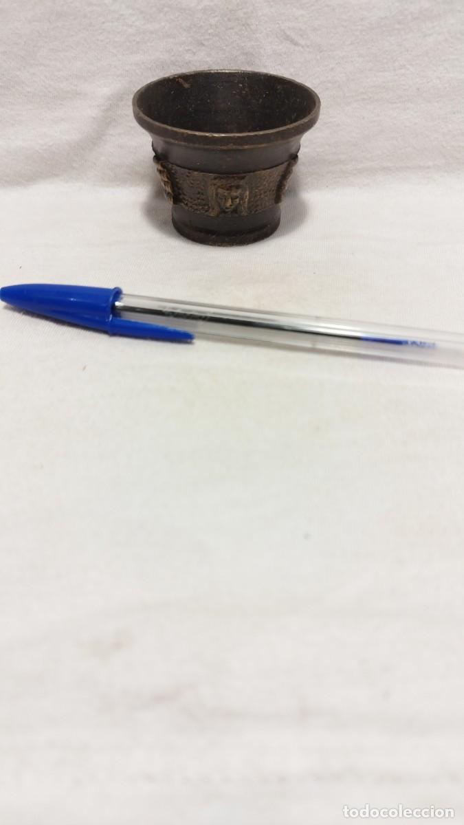 Antig&uuml;edades: Antiguo Mortero o Almiirez de Bronce - Foto 1