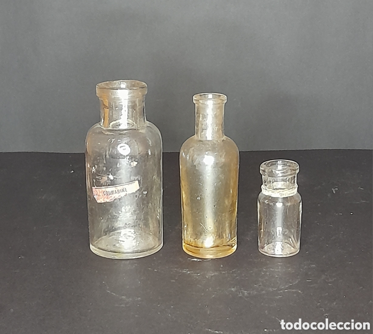 Antig&uuml;edades: Antiguas botellas de farmacia. - Foto 3