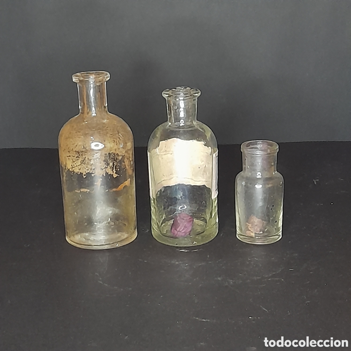 Antig&uuml;edades: Antiguas botellas de farmacia. - Foto 2
