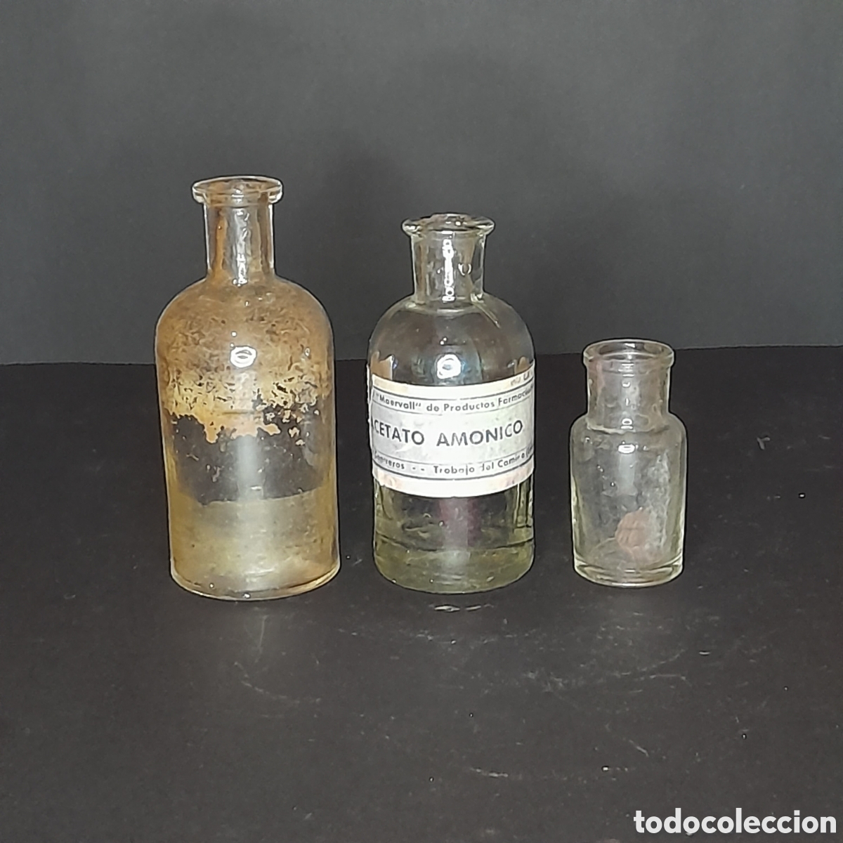 Antig&uuml;edades: Antiguas botellas de farmacia. - Foto 1