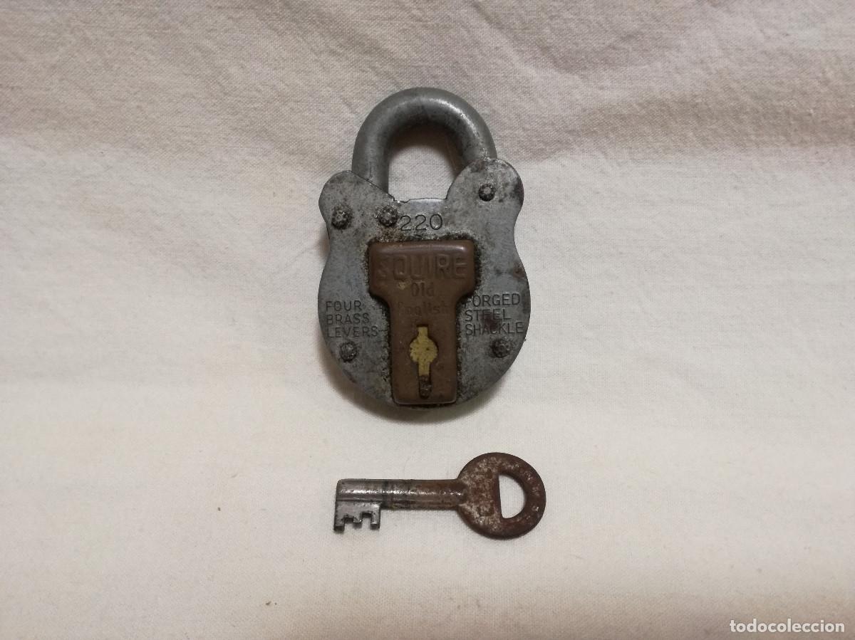 Antig&uuml;edades: ANTIGUO CANDADO SQUIRE 220 CON 1 LLAVE - Foto 1