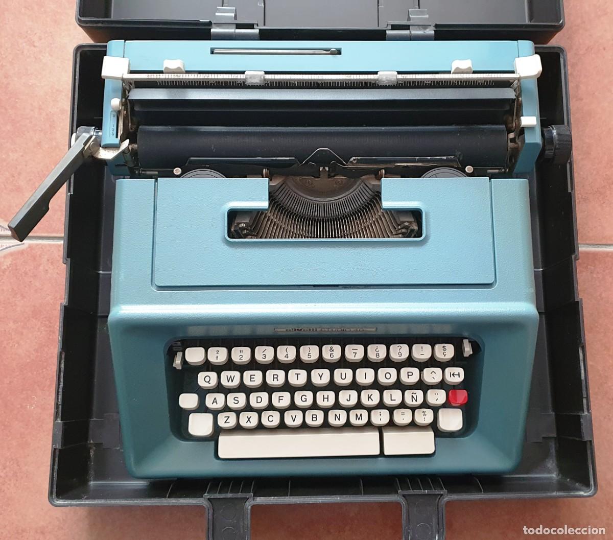 Antig&uuml;edades: MAQUINA DE ESCRIBIR HISPANO-OLIVETTI STUDIO 46. CON SU CAJA. - Foto 1