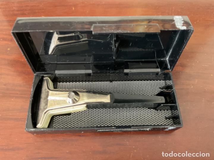 Antig&uuml;edades: GILLETTE - MAQUINILLA DE AFEITAR GILLETTE TECHMATIC - NUEVA - Foto 1