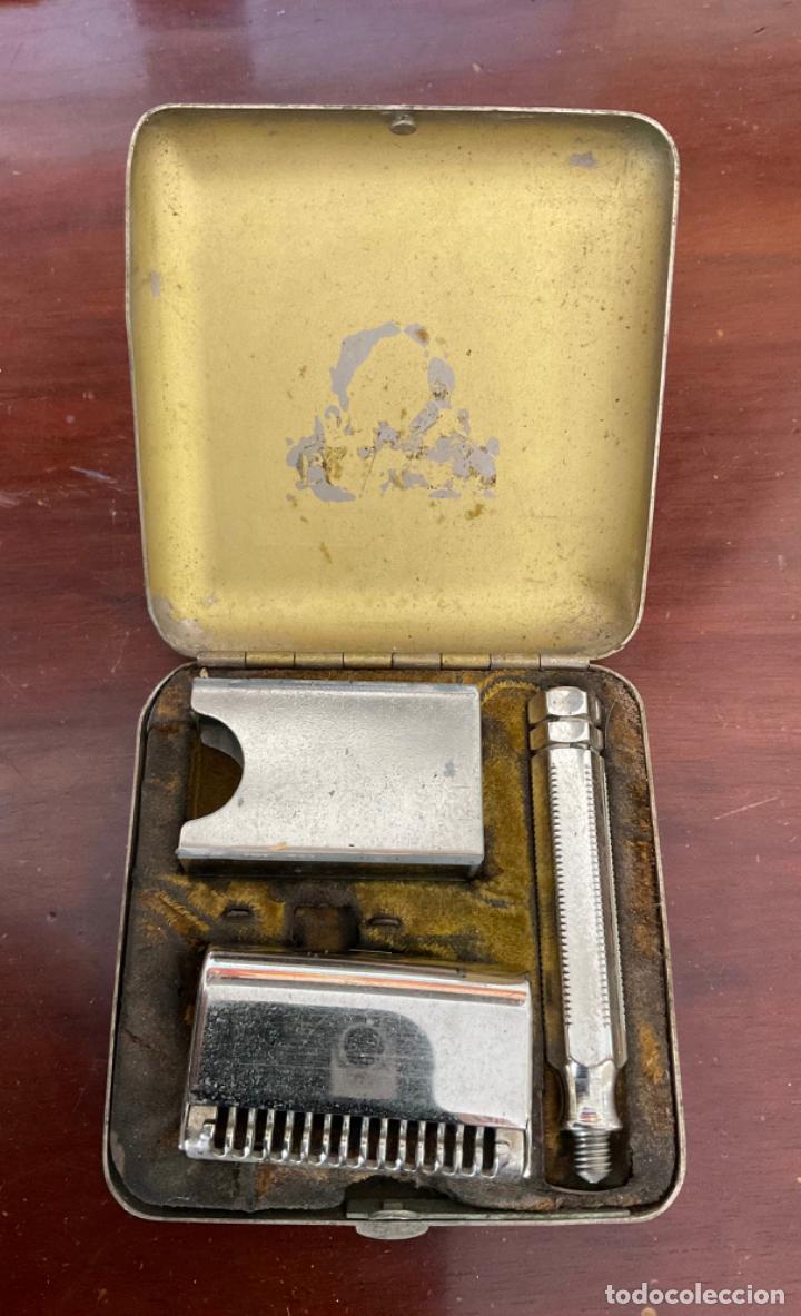 Antig&uuml;edades: EVER READY - ESTUCHE CON MAQUINILLA DE AFEITAR - Foto 2