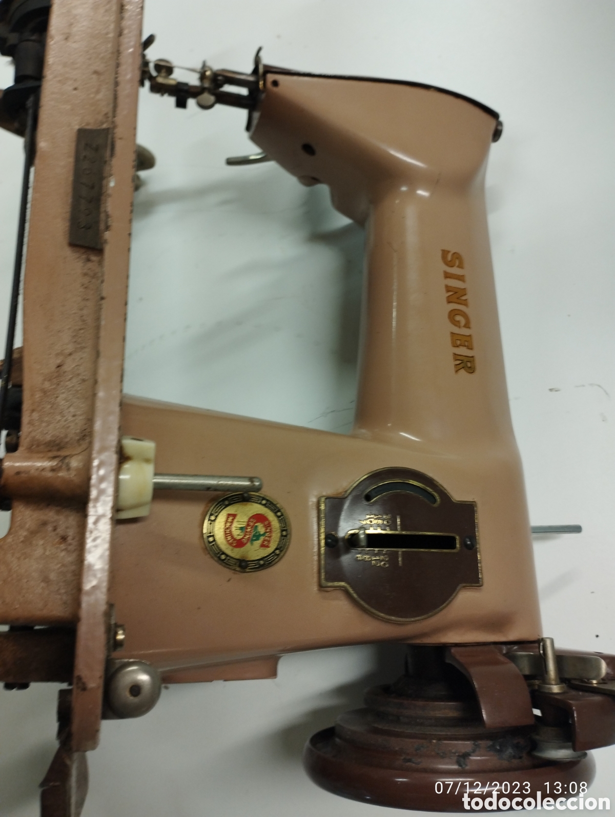 Antig&uuml;edades: Maquina de coser singer - Foto 6