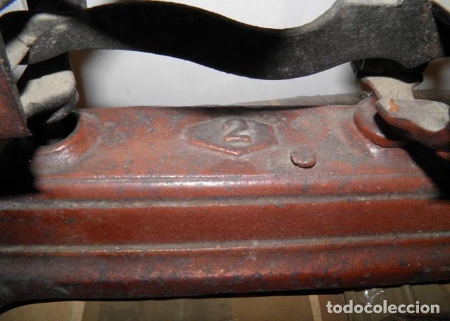Antig&uuml;edades: ANTIGUA BALANZA CON JUEGO DE PESAS - Foto 7