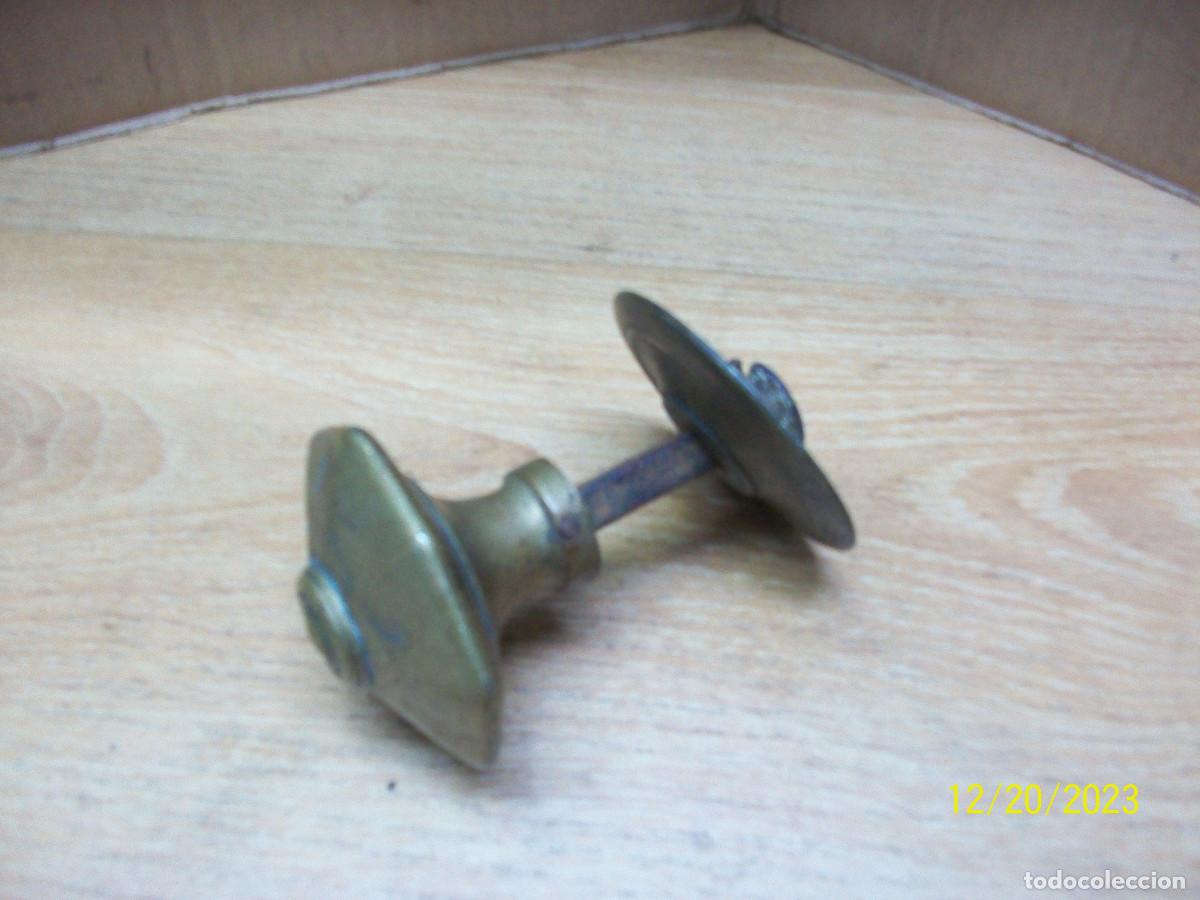 Antig&uuml;edades: ANTIGUO POMO O TIRADOR DE BRONCE - Foto 2