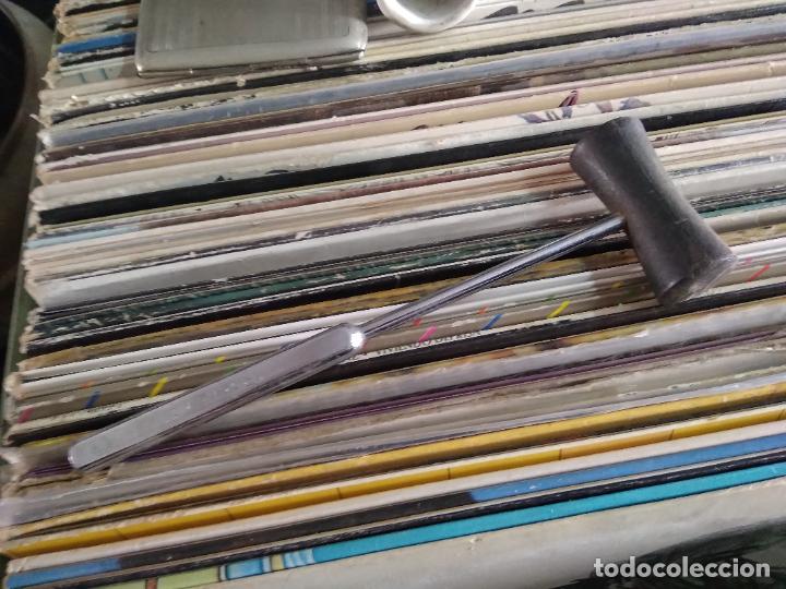 Antig&uuml;edades: Martillo de reflejos de la marca Rochevit. Rinconera - Foto 1