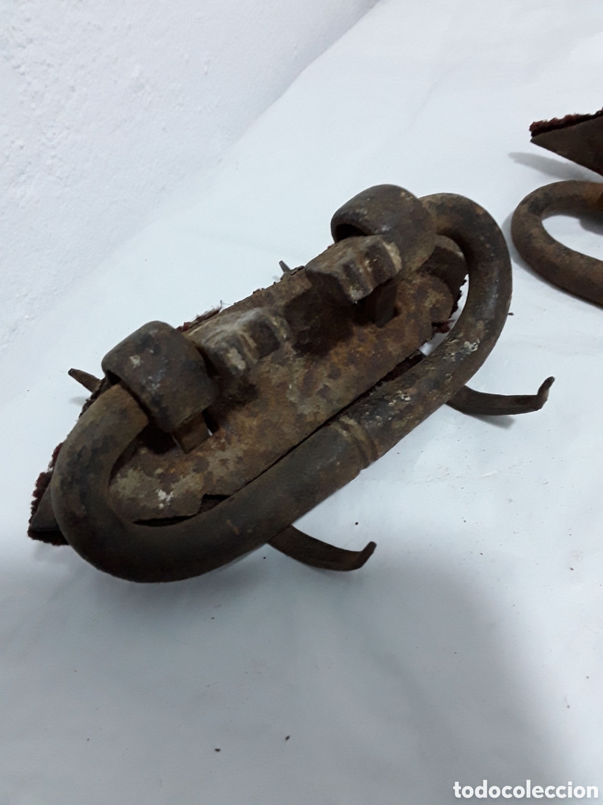 Antig&uuml;edades: Asas de forja (SXVII) - Foto 2