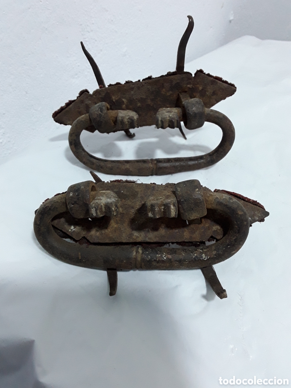 Antig&uuml;edades: Asas de forja (SXVII) - Foto 1