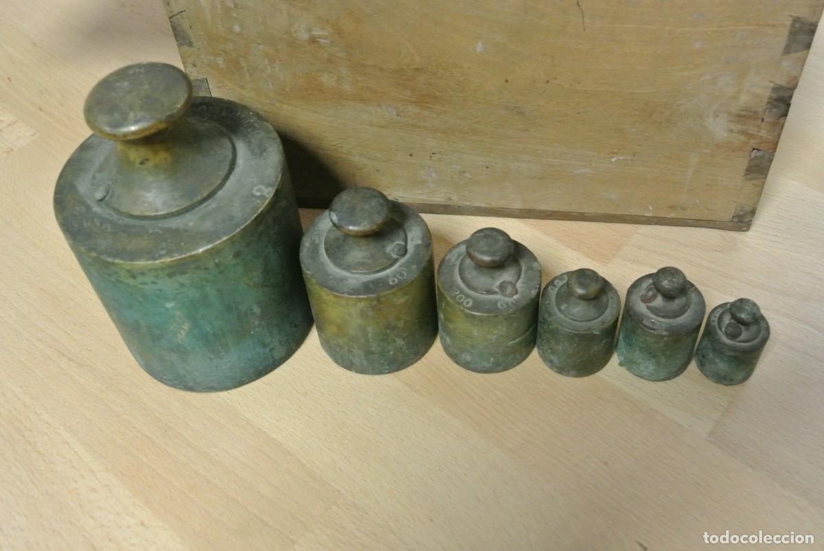 Antig&uuml;edades: JUEGO DE PESAS EN BRONCE - Foto 2