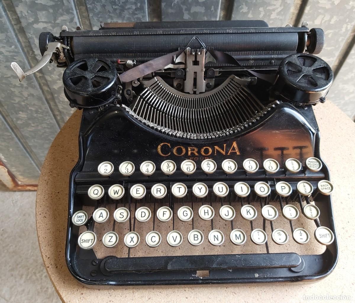Antig&uuml;edades: M&aacute;quina de escribir CORONA - Foto 1