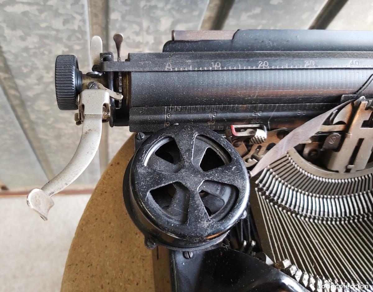Antig&uuml;edades: M&aacute;quina de escribir CORONA - Foto 5