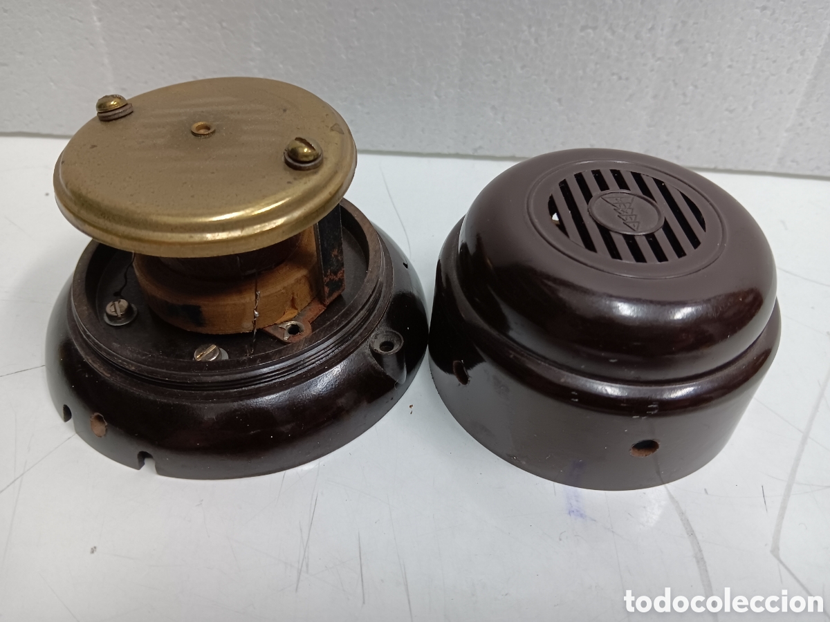 Antig&uuml;edades: Antiguo timbre de baquelita - Foto 1