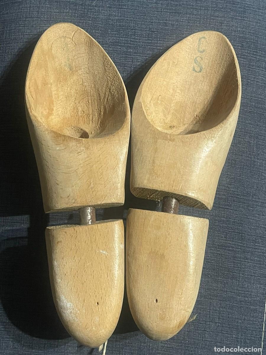 Antig&uuml;edades: HORMAS DE ZAPATO MADERA - Foto 3