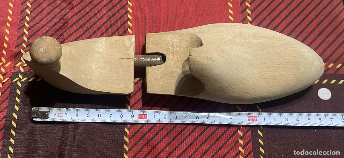 Antig&uuml;edades: HORMAS DE ZAPATO MADERA - Foto 5