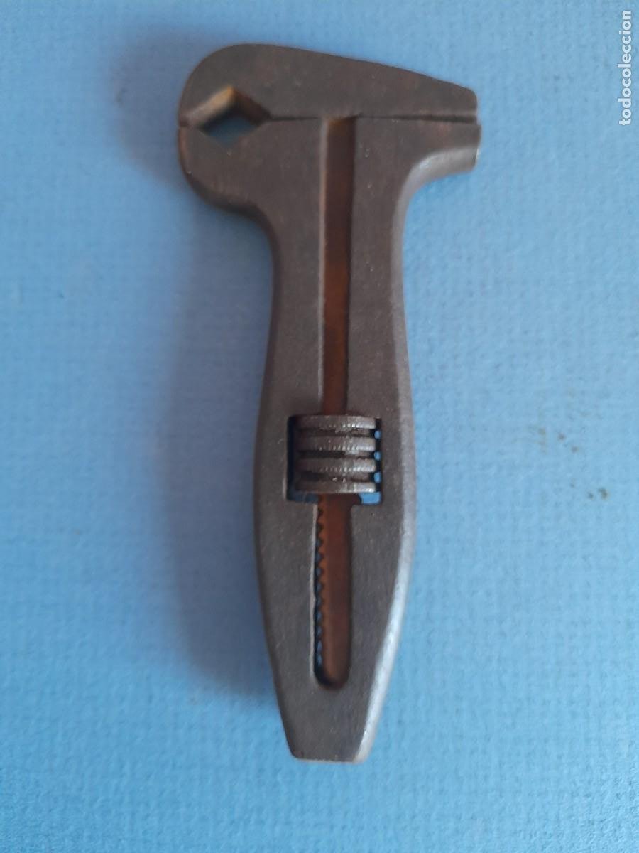 pequeña llave inglesa sin fabricante, 11x5cm ap - Compra venta en  todocoleccion