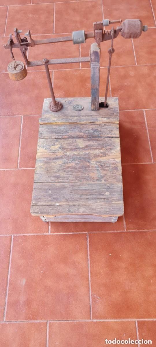 Antig&uuml;edades: Bascula de mostrador - Foto 2