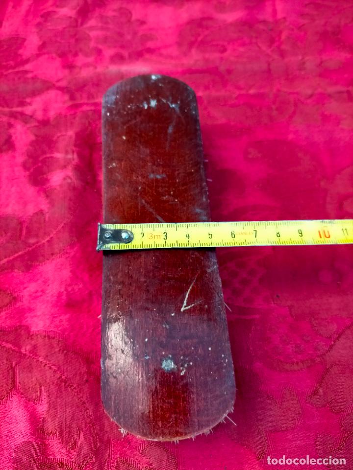 Antig&uuml;edades: Cepillo antiguo de madera - Foto 3