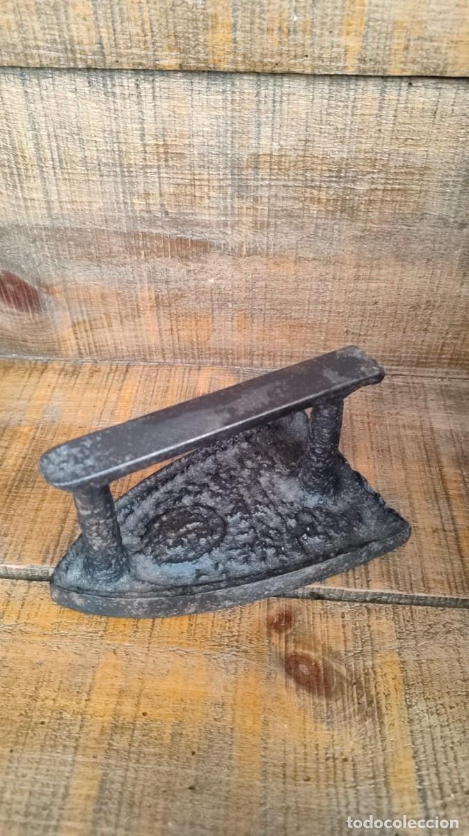 Antig&uuml;edades: ANTIGUA PLANCHA DIBUJO POCO VISIBLE - Foto 1