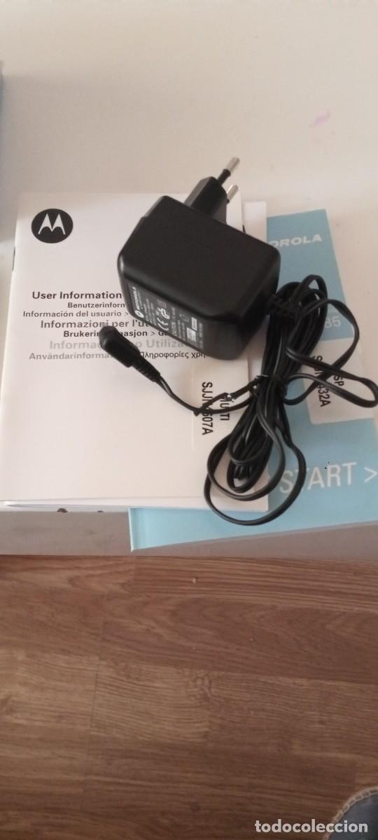 Tel&eacute;fonos: Tel&eacute;fono M&oacute;vil Motorola C385 - Foto 4