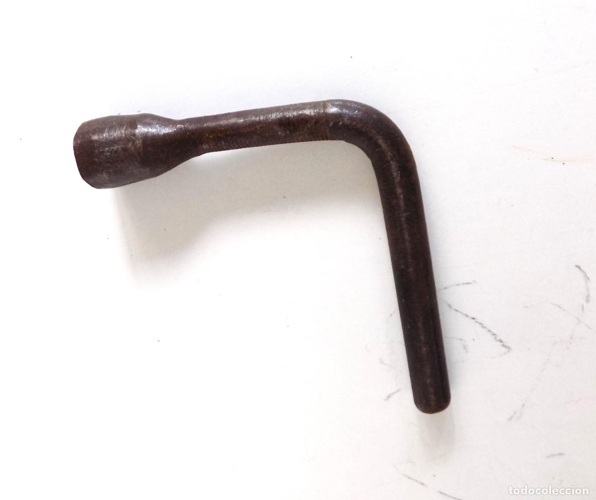 Antig&uuml;edades: PEQUE&Ntilde;A LLAVE DE CODO ANTIGUA. - Foto 2