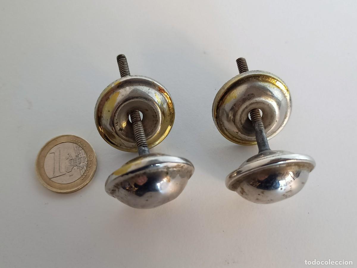 Antig&uuml;edades: Dos pomos niquelados - Foto 1